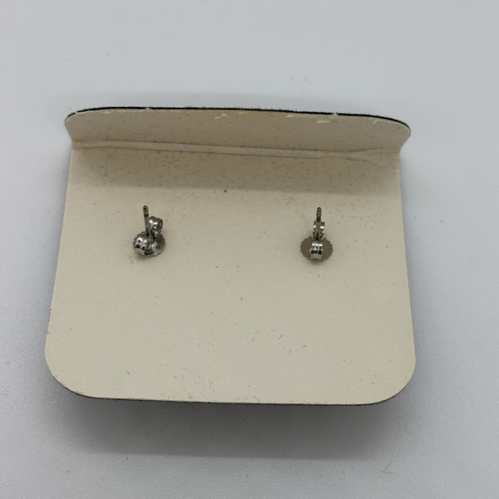 Vintage Sarah Coventry Light Pink stone stud earrings - Picture 3 of 6